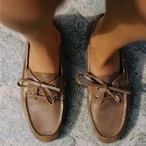 New Zara lace up flats loafers in brown - US size 8